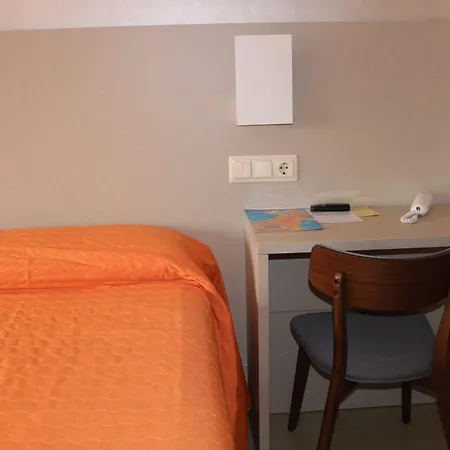 Marina Hotel