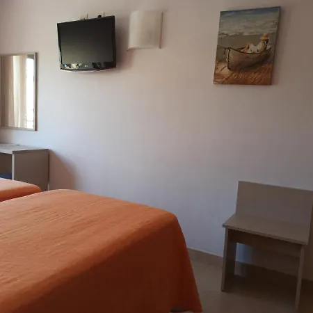 Отель Marina 2*